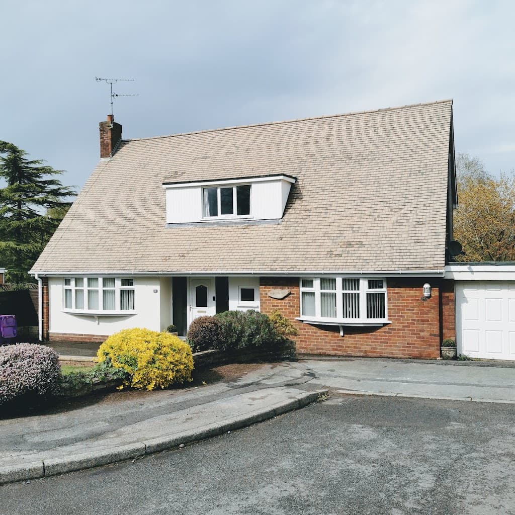 Roof cleaning wolverhampton