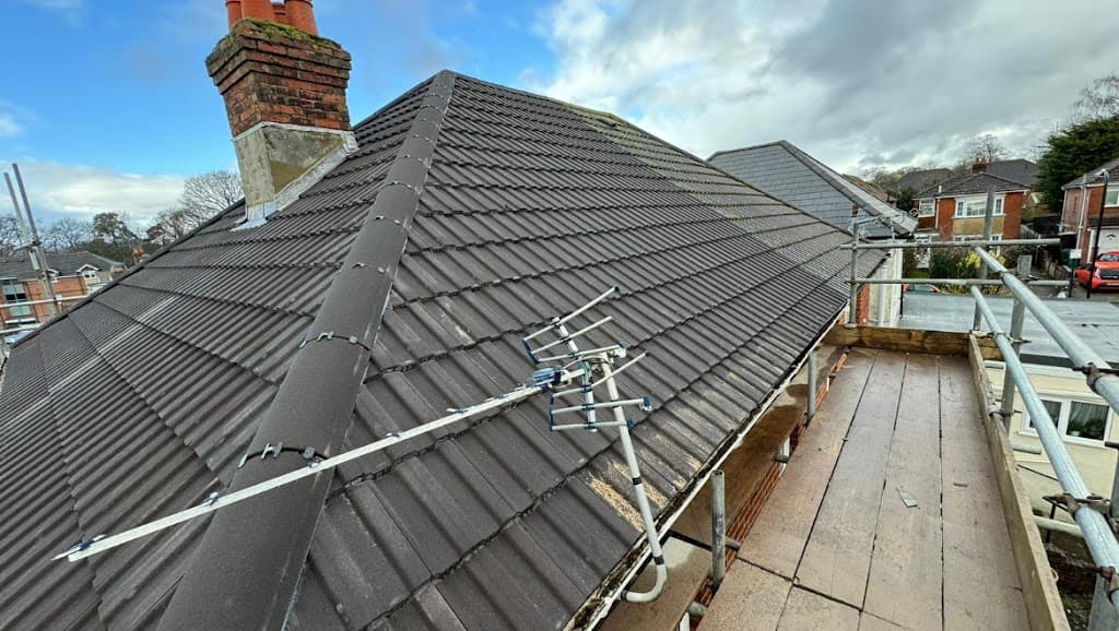 Topnotch Building & Roofing Limited