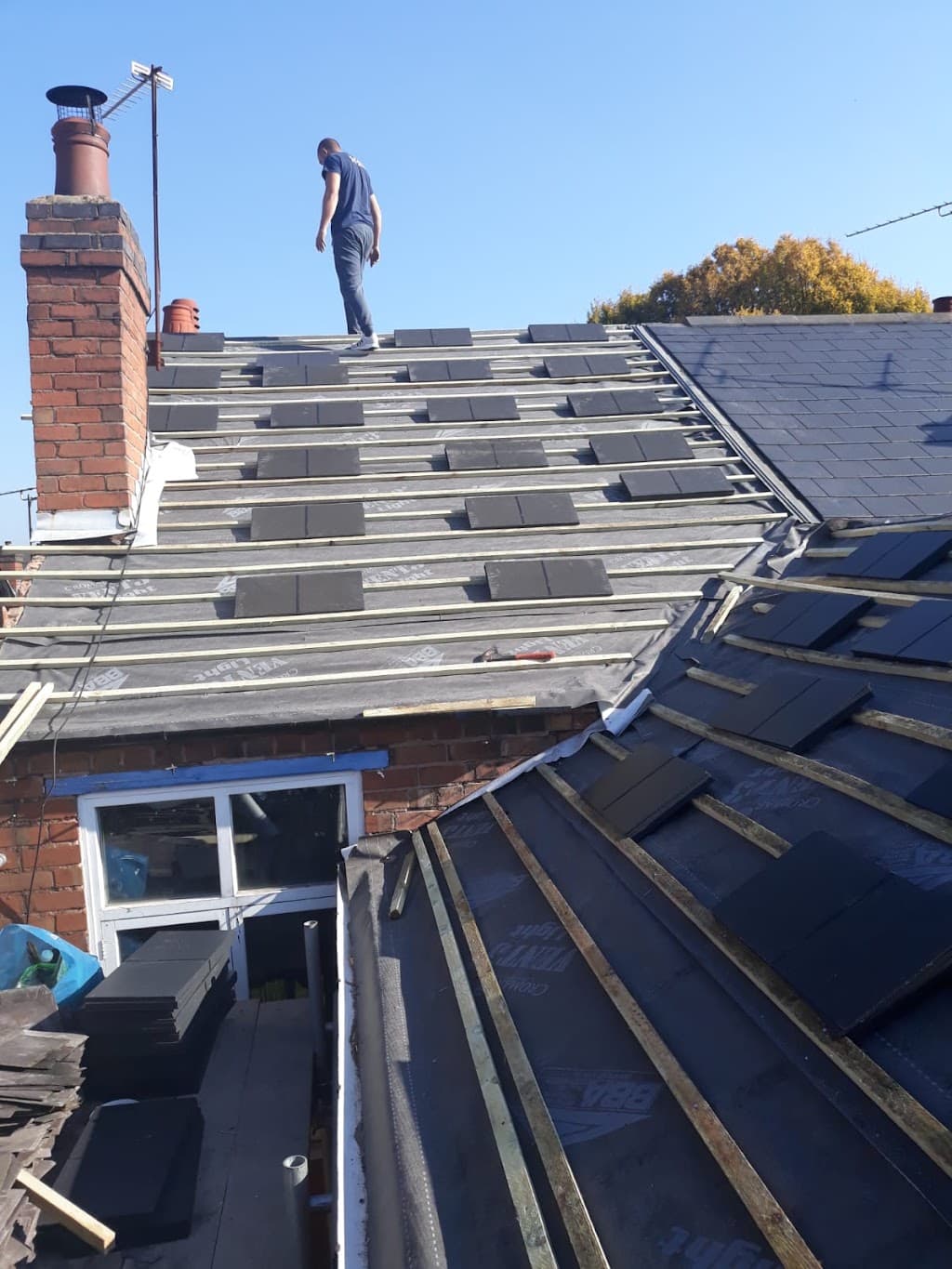 CR Building & Roofing