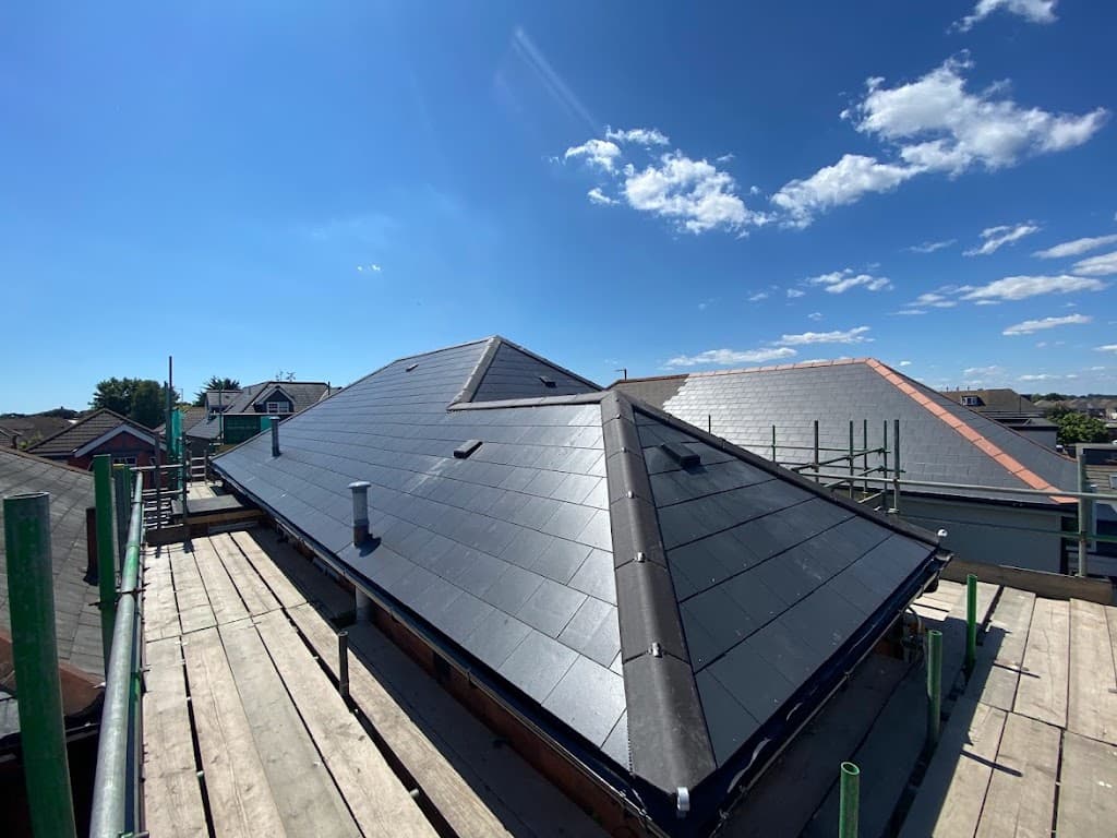 AKT Roofing Ltd