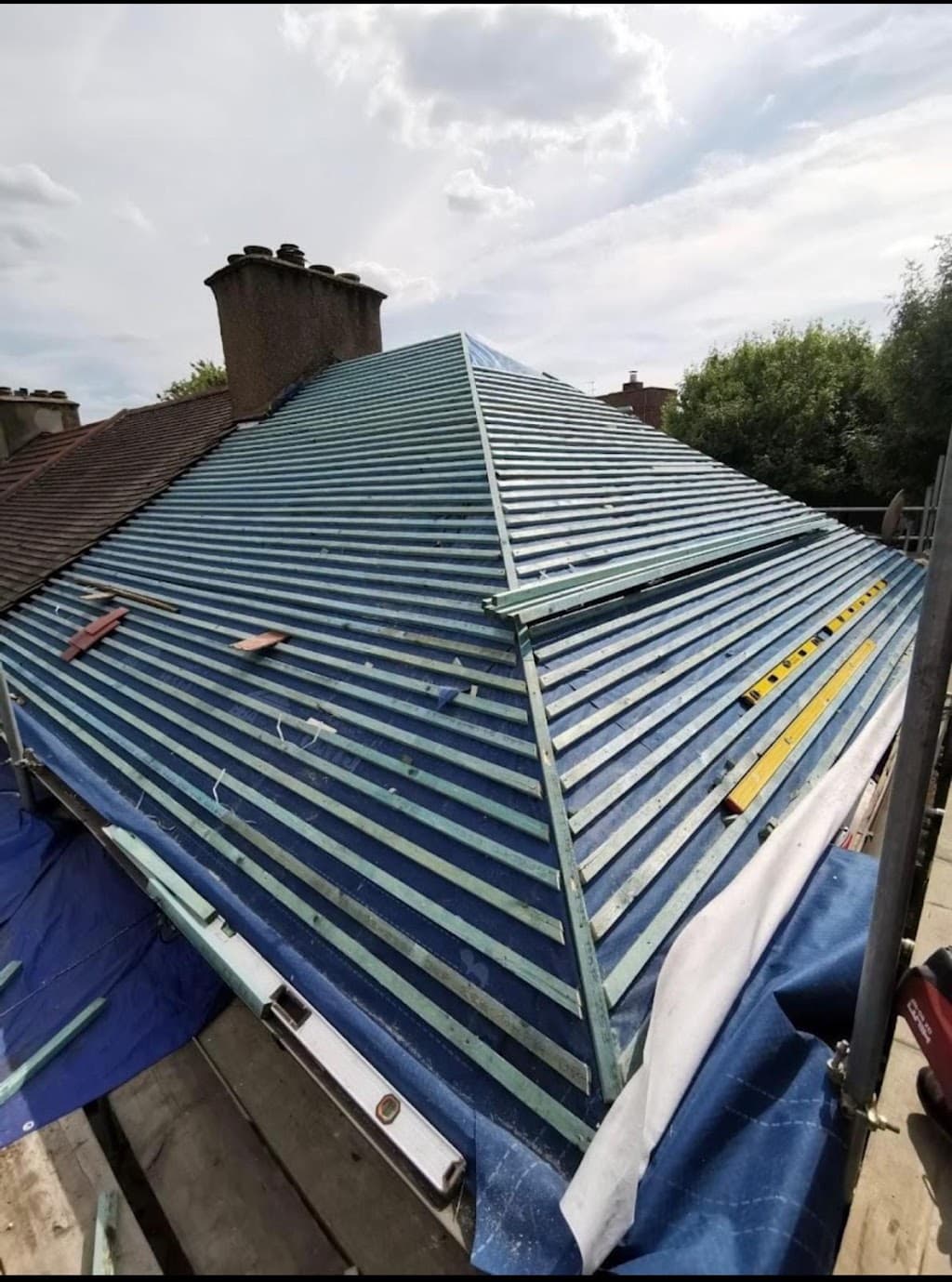 JCR Roofing & Guttering Ltd