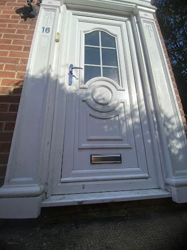Shiny Windows - Window & Gutter Cleaning — Customer photo