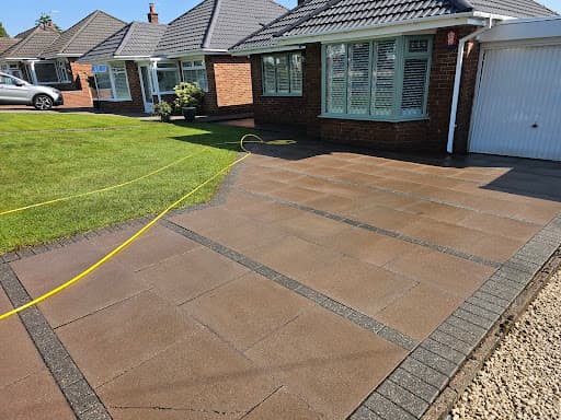 Sandor’s Exterior Cleaning Ltd | Jet Washing & Soft Washing Services — Customer photo