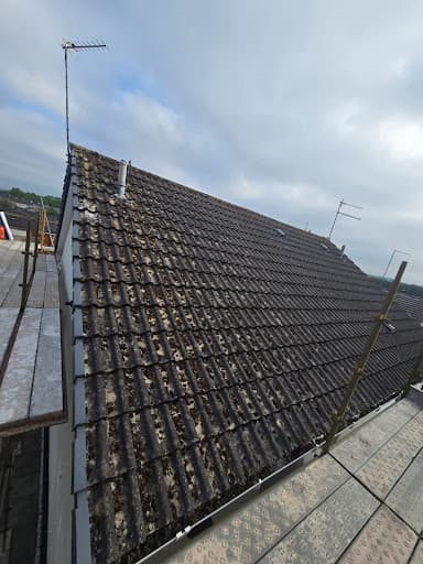 D Hain Roofing — Customer photo
